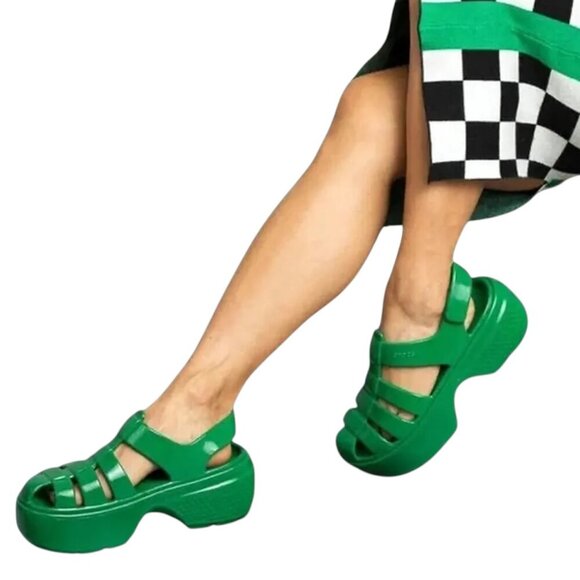 Crocs - Women’s ‘Stomp’ Fisherman High-Shine Platform Sandals - Green Ivy Size 9 - Picture 1 of 16